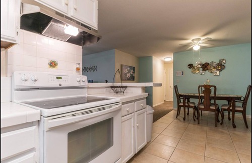 Laie House | 2BR 1 BA with a view [30 days]