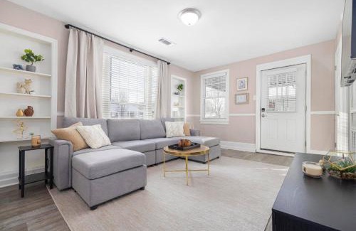 Kingsport House | 2BR house minutes from Holston Valley & Eastman