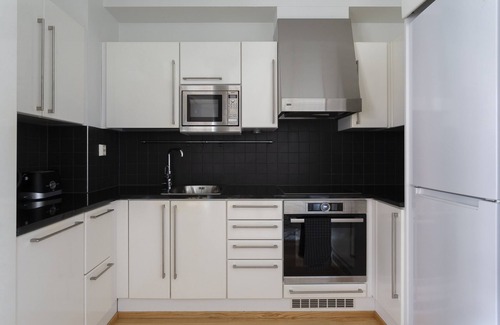 Kamppi Apartment | 2ndhomes Deluxe Apt w Sauna & Balcony