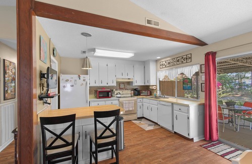 Dothan House | 3/1.5 Moms Place