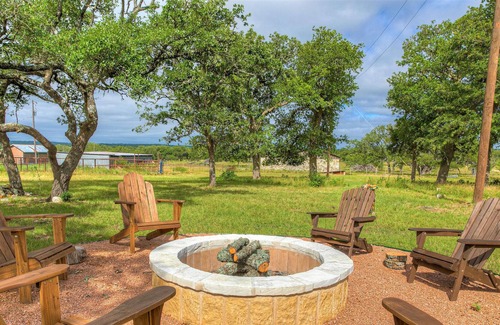 Fredericksburg House | 3 Acre's of Luxury and Views in Fred Wine Country!