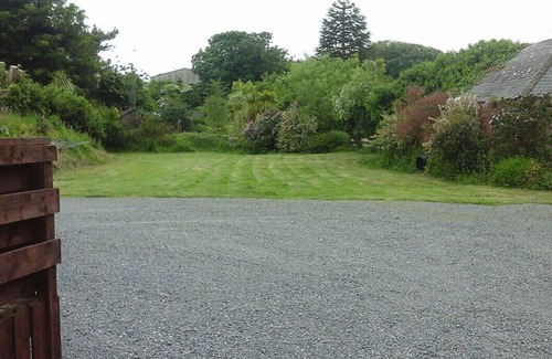 Damnaglaur House | 3 Bed Bungalow - Sleeps 6 - Pet Friendly - Parking