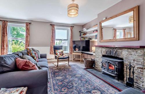 Pentrefelin House | 3 Bed in Brechfa 92116