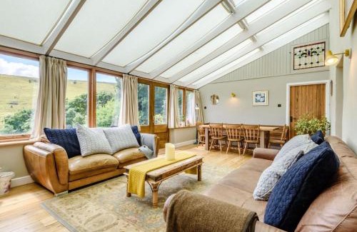 Litton Mill House | 3 Bed in Cressbrook 96211