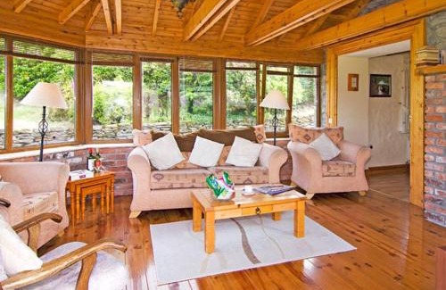 Glengarriff House | 3 Bed in Glengarriff oc-ii03828