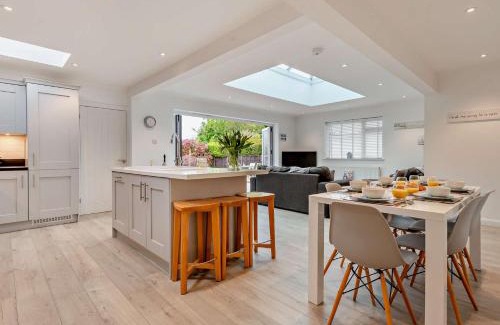 Mudeford House | 3 Bed in Mudeford NFL96