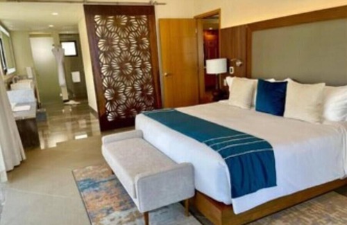 Santa Rosa Resort | 3 Bed Room Ocean Front Suite sleeps 8 at Villa Valencia n2/24 to 3/2/2024