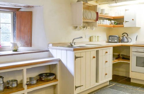 Brazzacott Cottage | 3 bedroom accommodation in Yeolmbridge, near Launceston