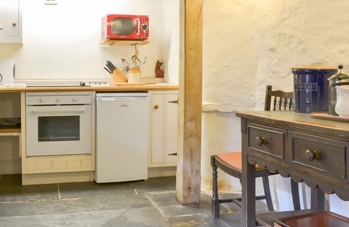 Brazzacott Cottage | 3 bedroom accommodation in Yeolmbridge, near Launceston