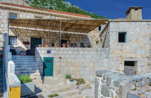 Mrcevo House | 3 bedroom accommodation in Mrcevo