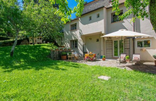Vaiano House | 3 bedroom accommodation in Vaiano