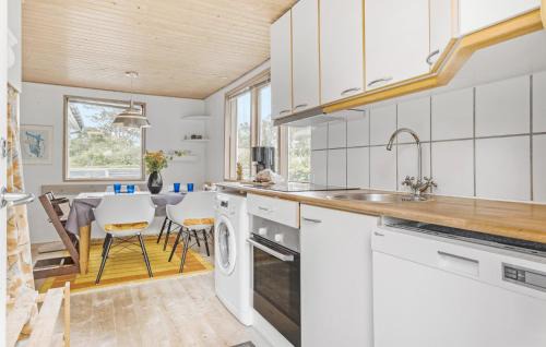 Haslevgarde House | 3 Bedroom Pet Friendly Home In Hadsund