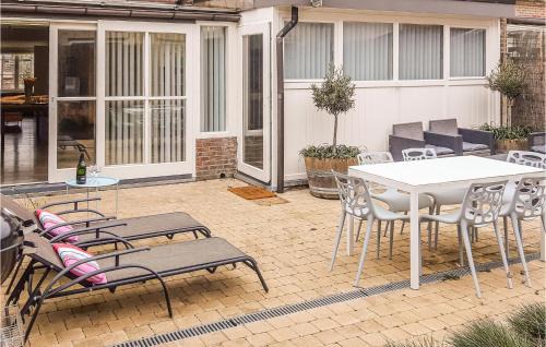 Bredene House | 3 Bedroom Pet Friendly Home In Bredene