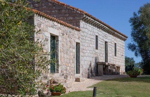 Arzachena House | 3 Bedroom Private vacation home in Arzachena
