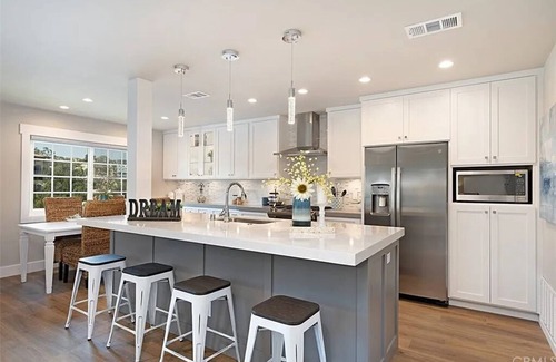 Lantern District House | 3-bedroom remodeled townhome in Dana Point - 5 minute walk to beach!