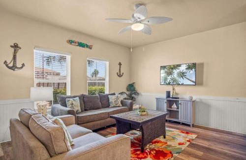 Corpus Christi House | 3 Br Padre Isl Retreat Min to Beach Dog Friendly