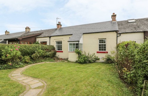 Uphall Cottage | 3 Burnside Cottages