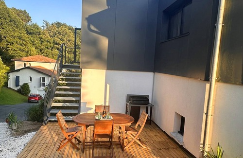 Guethary Apartment | 3* Egoitza apartment in the pines near Guéthary