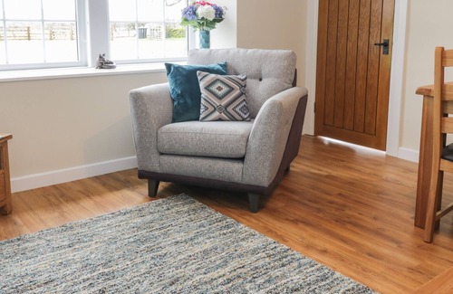 Kelso Cottage | 3 HOSELAW FARM COTTAGES, character holiday cottage in Kelso