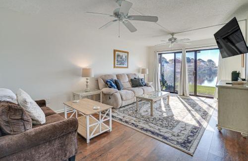 Myrtle Beach Apartment | 3 Mi to Surfside Beach and Pier Townhome with Balcony