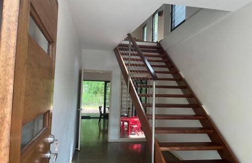 Rainbow Beach House | 3 Naiad Court - Rainbow Shores