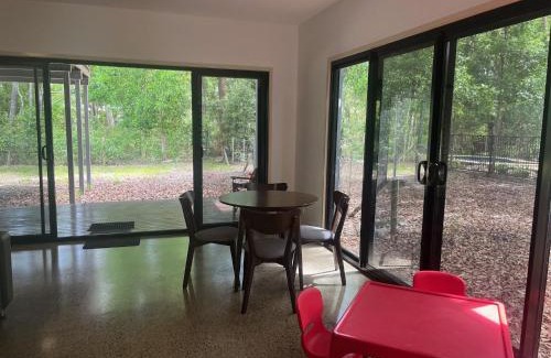 Rainbow Beach House | 3 Naiad Court - Rainbow Shores