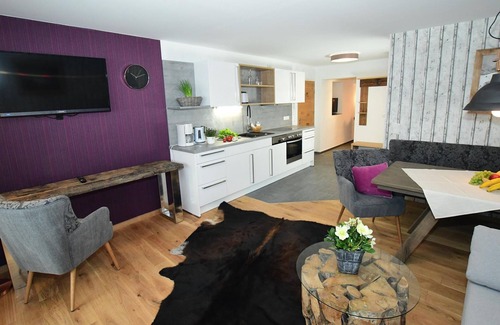 Hirschegg Apartment | 3-room apartment no. 2 - Alp Chalet - Apartments