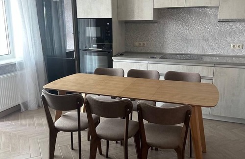 Pervomaysky District Apartment | 3-room apt with view of National Library