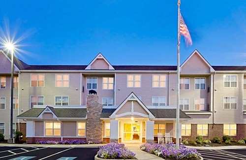 Dedham Hotel | 3-Star Hotel ∙ Residence Inn Boston Dedham