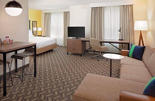 Dedham Hotel | 3-Star Hotel ∙ Residence Inn Boston Dedham