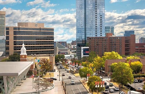 Downtown West Hotel | 3-Star Hotel ∙ Sheraton Inner Harbor Hotel
