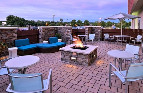Voorhees Hotel | 3-Star Hotel ∙ SpringHill Suites by Marriott Voorhees Mt. Laurel/Cherry Hill