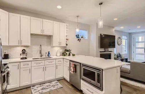 West Colfax Condo | 3 Story Condo with a rooftop at Sloans Lake in Downtown Denver