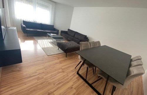Lechhausen-Ost Apartment | 3 Zimmerwohnung nähe Autobahn A8