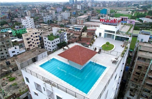 Basundhara Residential Area Apartment | 300 sq.ft 7 Cozy Apt with Pool-Gym