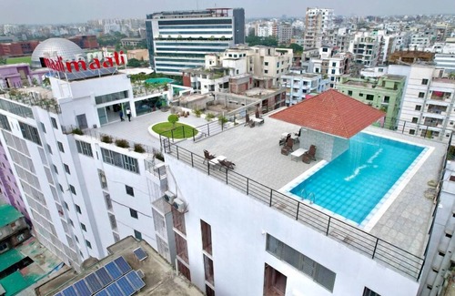 Basundhara Residential Area Apartment | 300 sq.ft 7 Cozy Apt with Pool-Gym