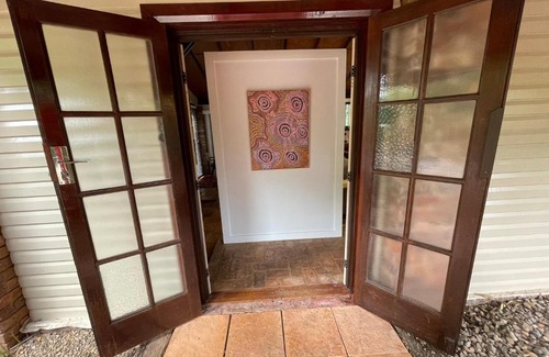 Montville House | 305A - The Artist's Cottage