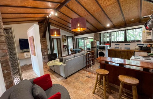 Montville House | 305A - The Artist's Cottage