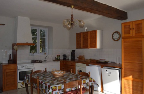 Argenton-sur-Creuse House | 310 m² House ∙ 6 bedrooms ∙ 12 guests