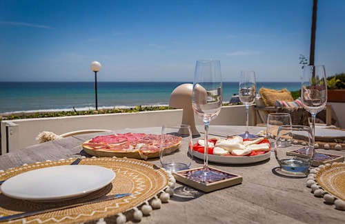 Manilva Ski Chalet | 3128 Beachfront Casa Luna in Aldea Beach