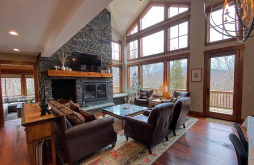 Bethlehem Condo | 325 m² Condo ∙ 5 bedrooms ∙ 12 guests