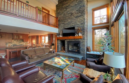 Bethlehem Condo | 325 m² Condo ∙ 5 bedrooms ∙ 12 guests