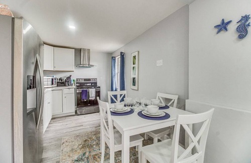West Pensacola Villa | 326 m² Villa ∙ 2 bedrooms ∙ 10 guests