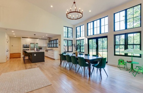 Bluemont House | 33611 Austin Grove Road @ Bluemont, VA