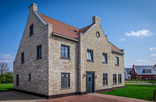 Thorn House | 340 m² House ∙ 10 bedrooms ∙ 20 guests