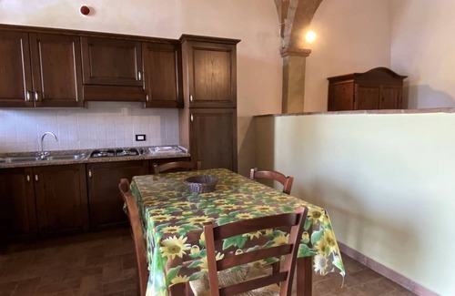 Volterra House | 35 m² House ∙ 1 bedroom ∙ 2 guests