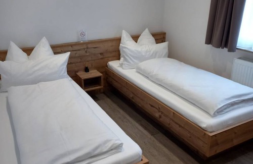 Calw Cabin | 35 m² Private room ∙ 2 bedrooms ∙ 4 guests