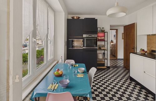 Ile-Tudy Ski Chalet | 350m from the beach – 4* rental for 8 with garden