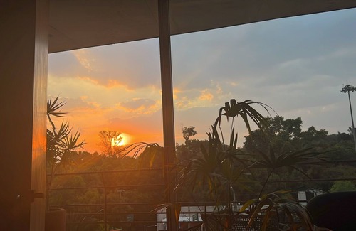 San Miguel Chapultepec Apartment | 360 views of Mexico city. Light filled floating sensations.