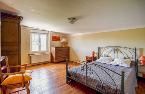 Mereville House | 380 m² House ∙ 8 bedrooms ∙ 15 guests